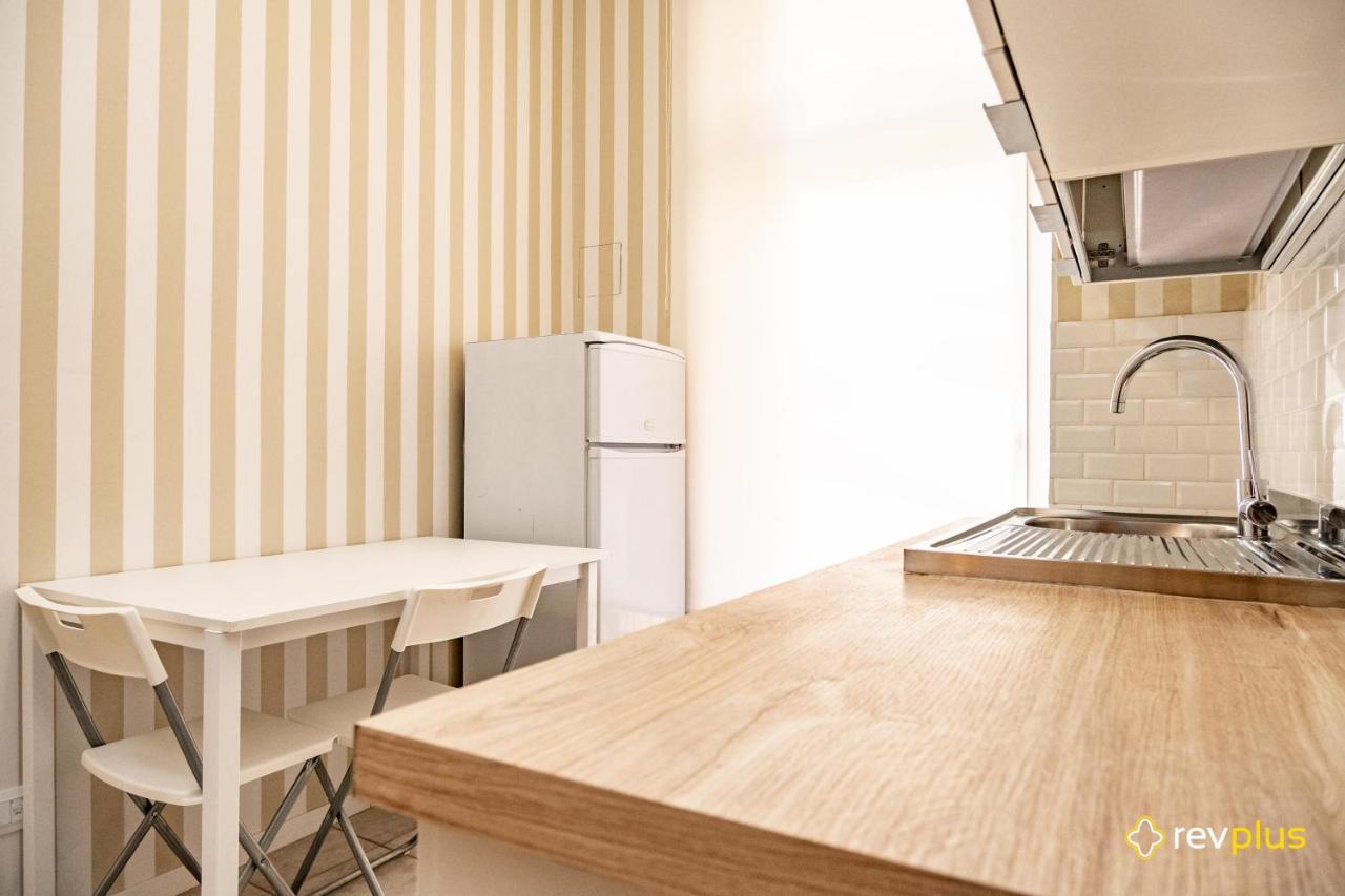 Mecenate Apartment Cavour โรม ภายนอก รูปภาพ